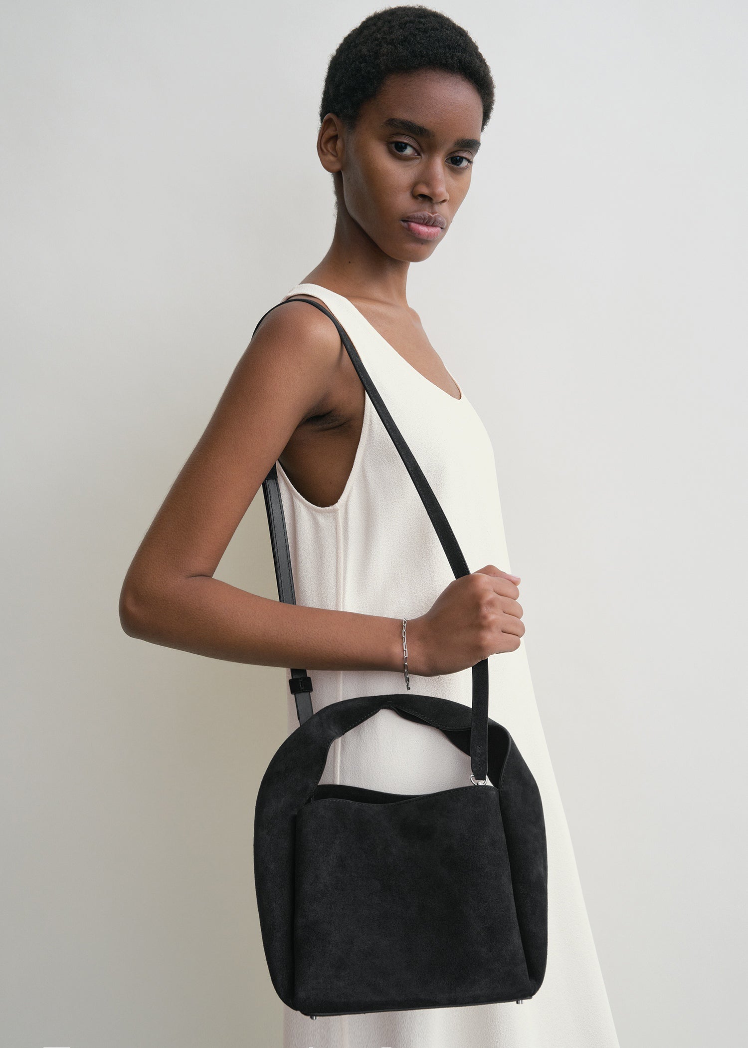 BUCKET BAG