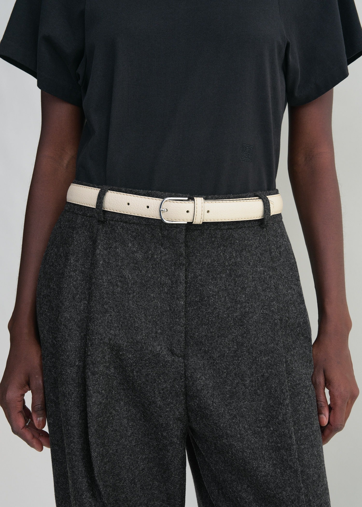SLIM GRAINED-LEATHER BELT