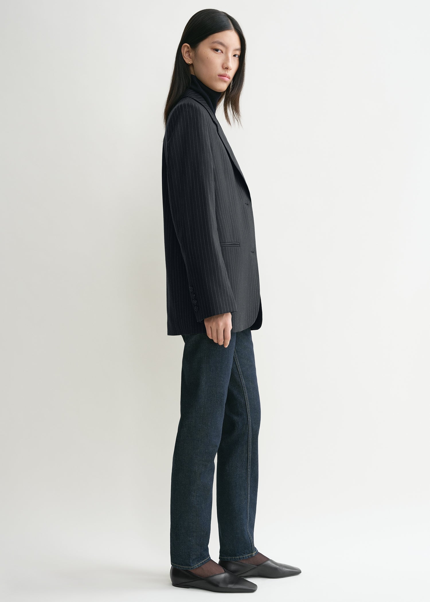 TAILORED PINSTRIPED SUIT JACKET