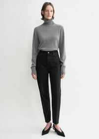 TAPERED LEG DENIM