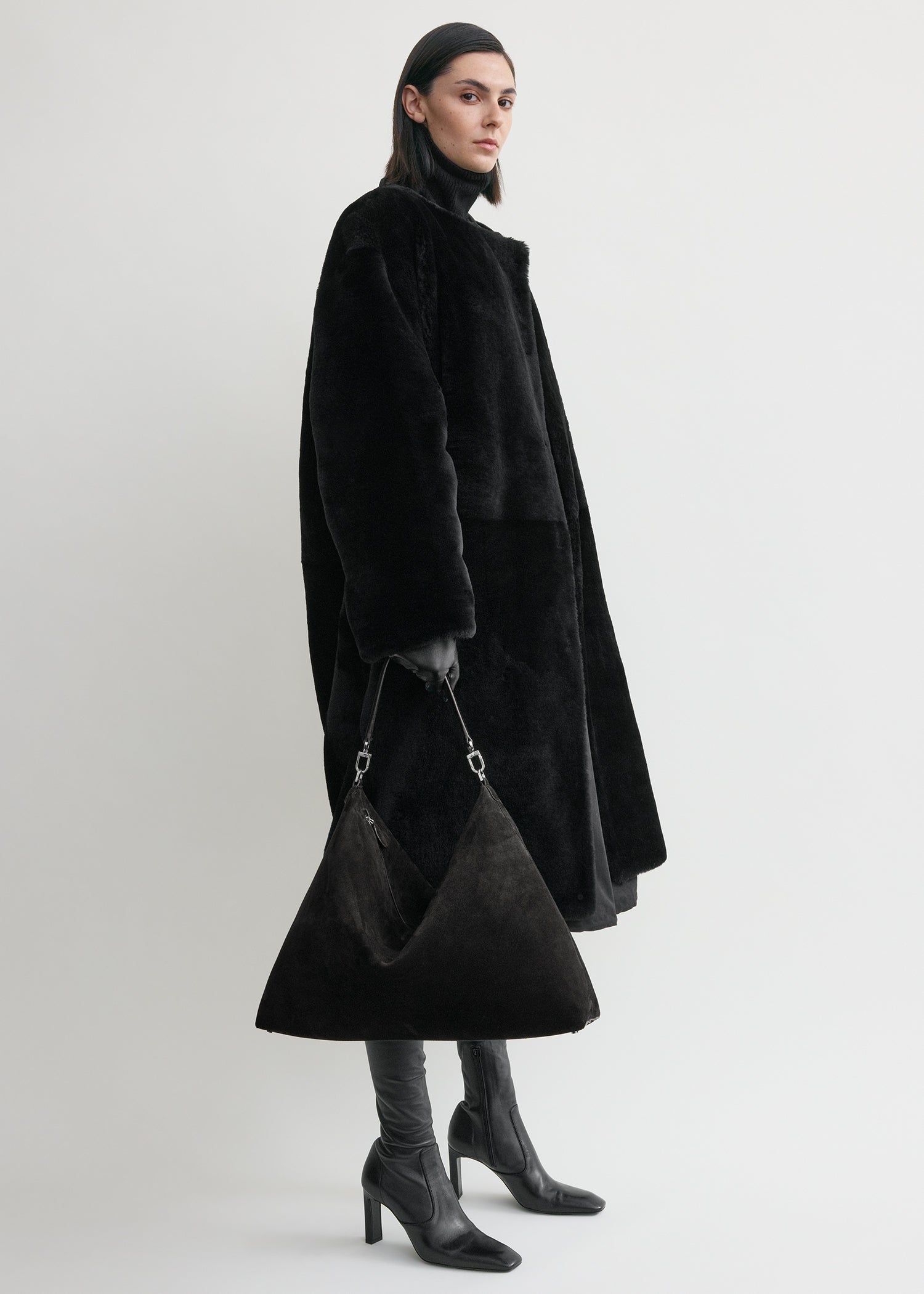 BEVEL SUEDE BAG