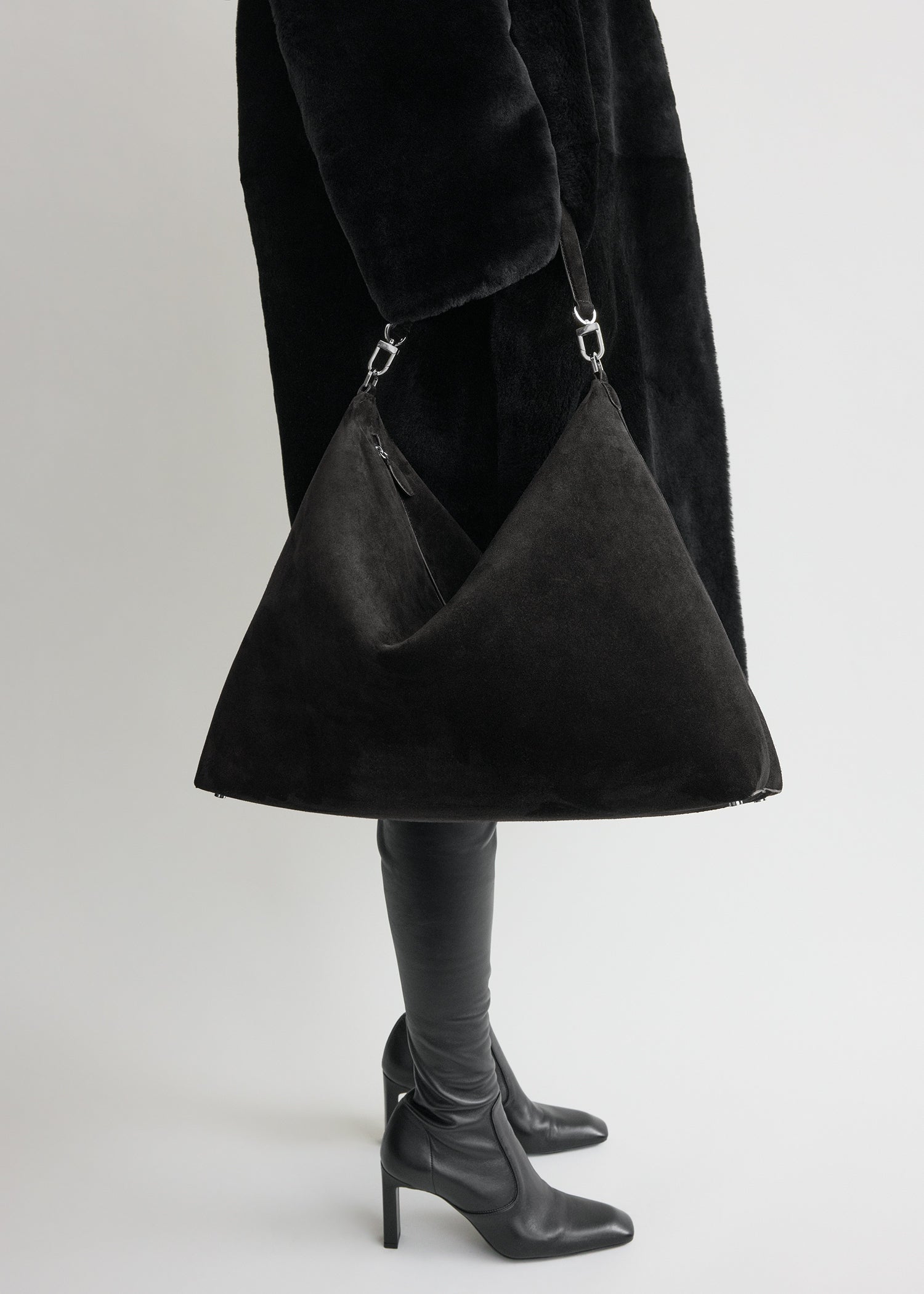 BEVEL SUEDE BAG
