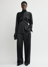 SLOUCH BLOUSE