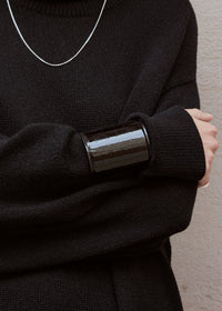 LONG CROCO-EMBOSSED CUFF