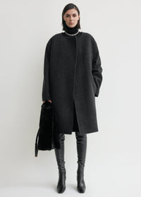 COLLARLESS FELT COAT