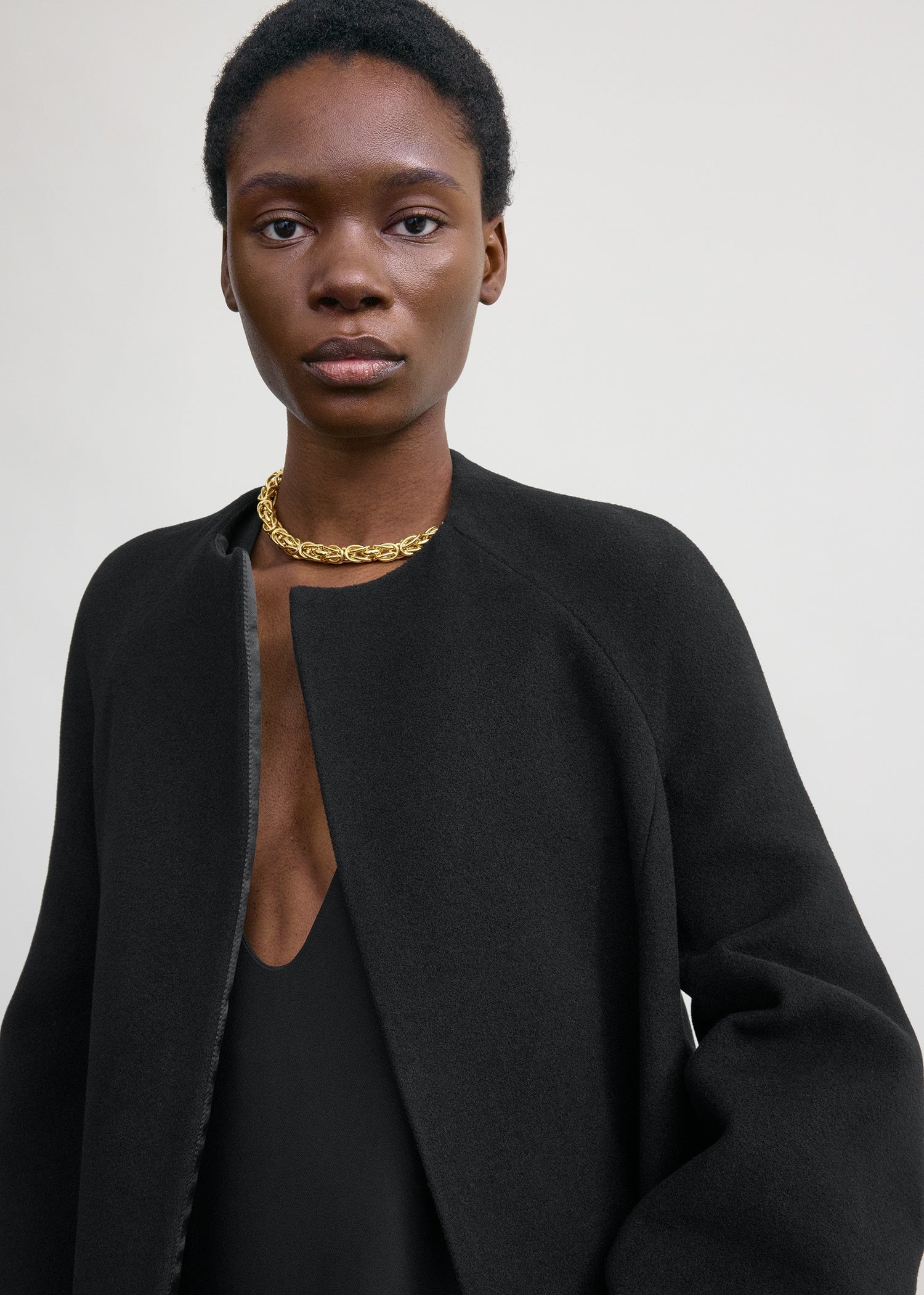 BELL-SLEEVE COAT
