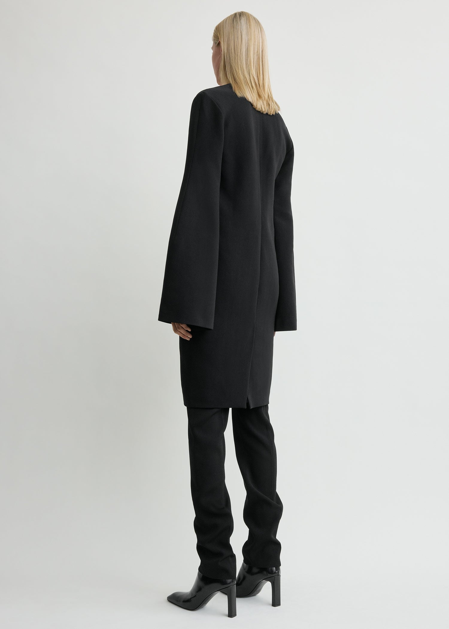 SHORT BELL-SLEEVE DRESS