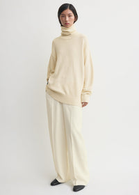 LONGLINE TURTLENECK