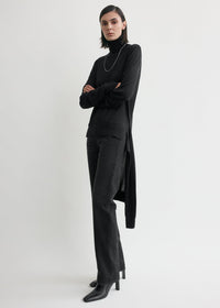 DOUBLE-SLEEVE TURTLENECK