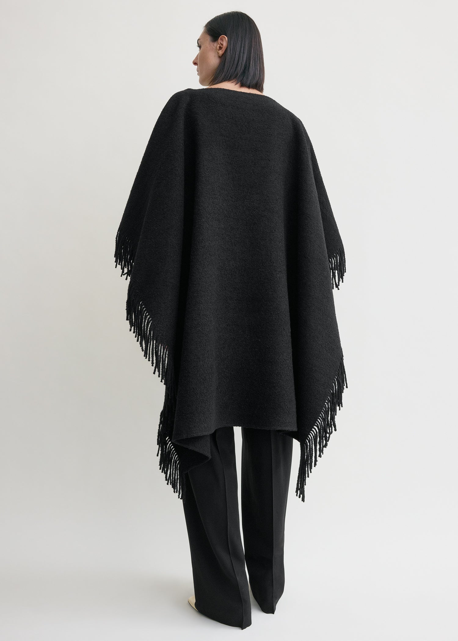 FRINGE PONCHO