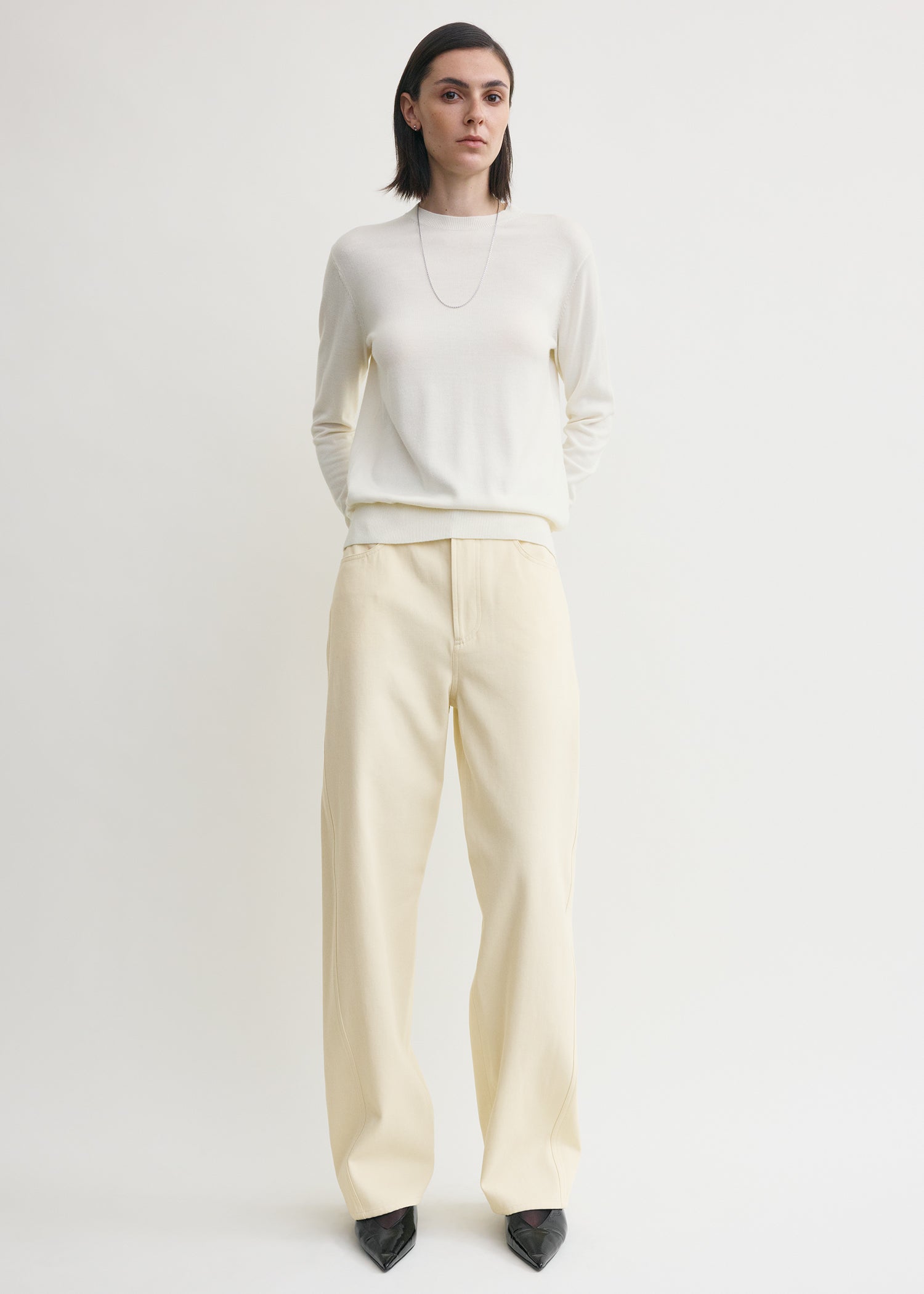 RELAXED TWISTED TROUSERS
