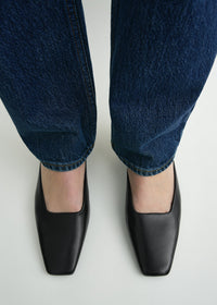 SQUARE LEATHER KITTEN MULES