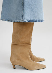 THE WIDE SHAFT BOOT