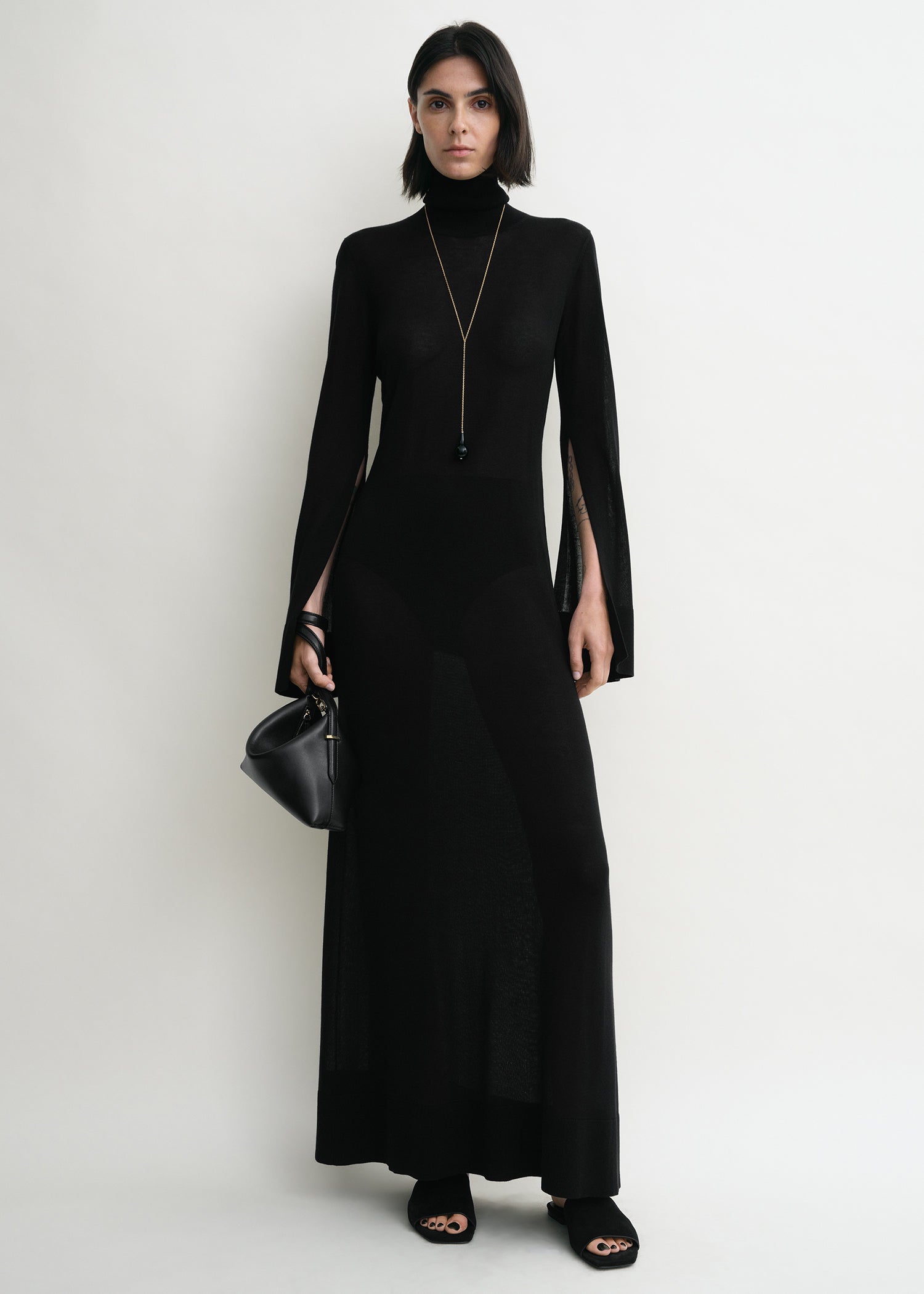 SLIT SLEEVE KNIT DRESS