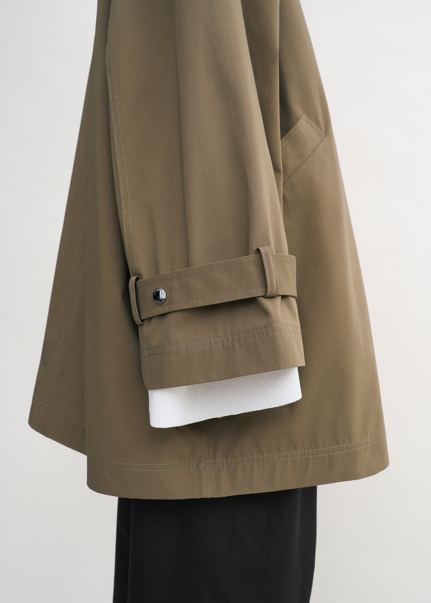 OVERSIZED TRENCH JACKET