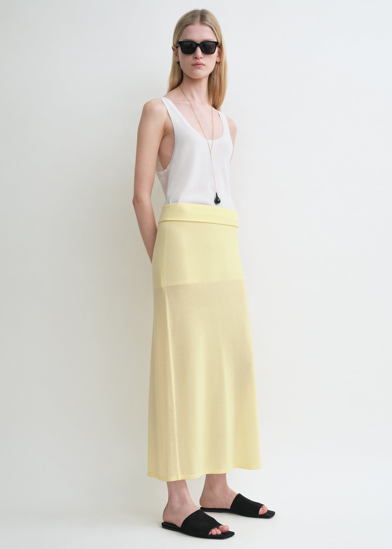 LONG KNIT SKIRT