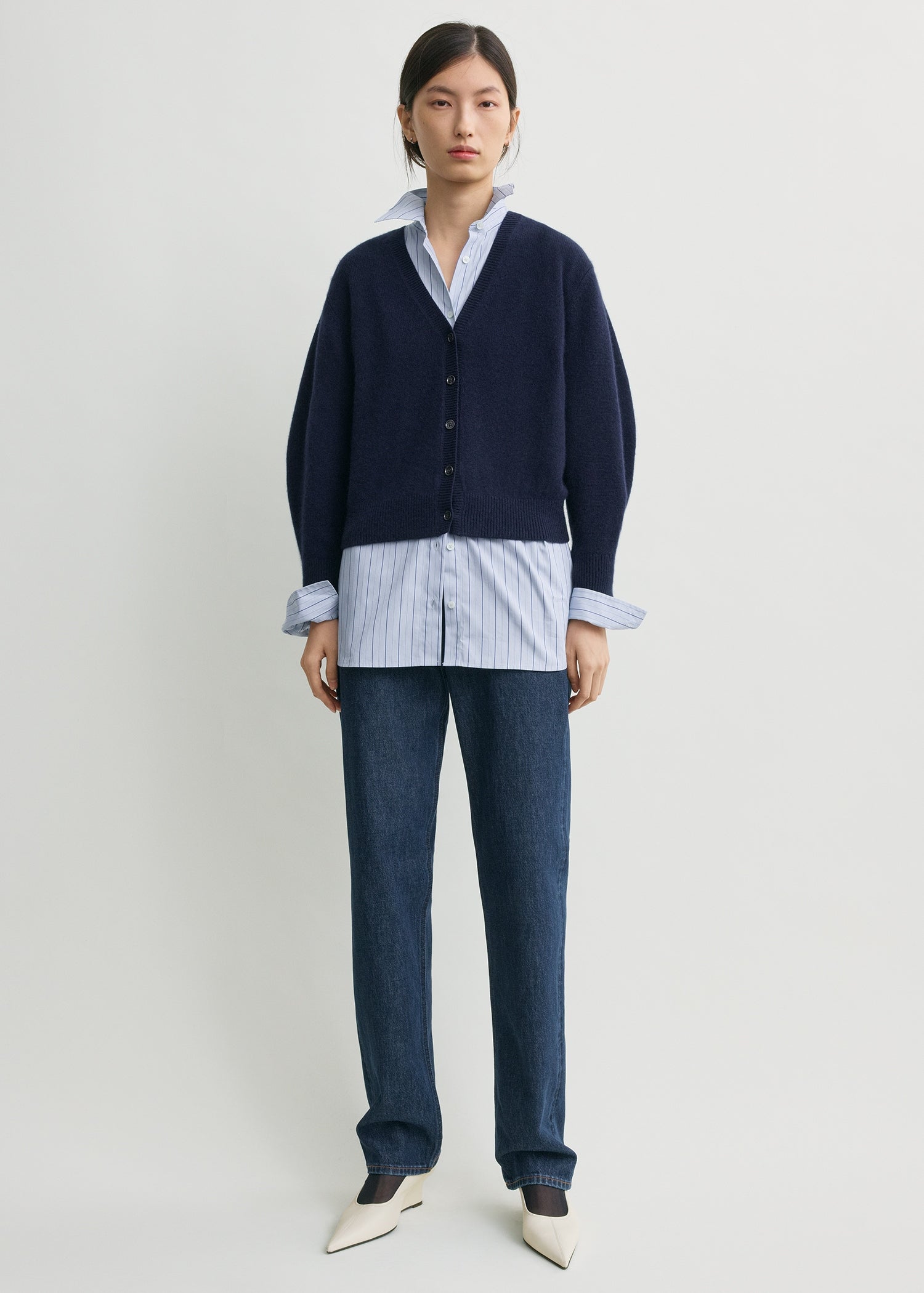 V-NECK CASHMERE CARDIGAN