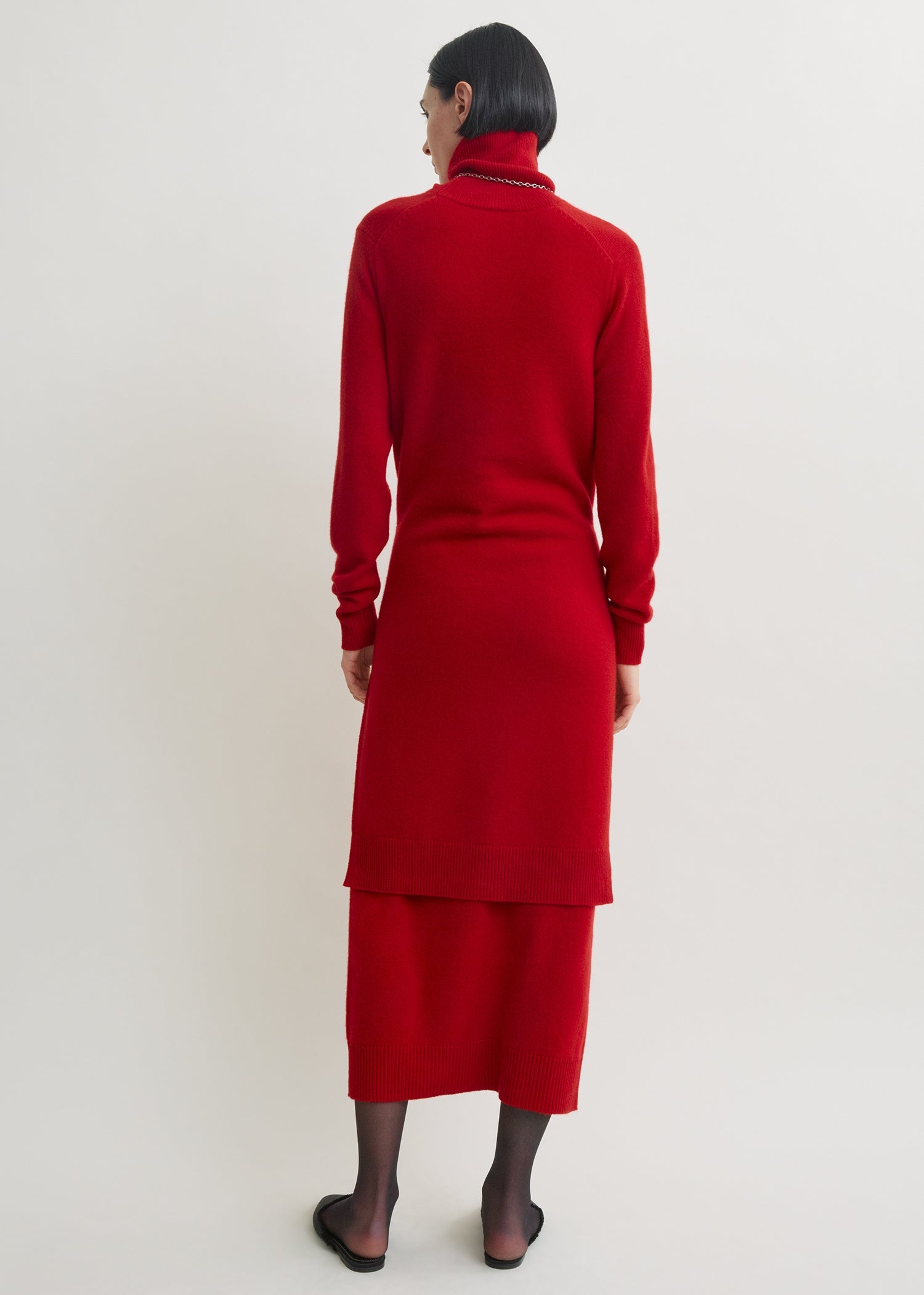 DOUBLE-SLEEVE TURTLENECK DRESS
