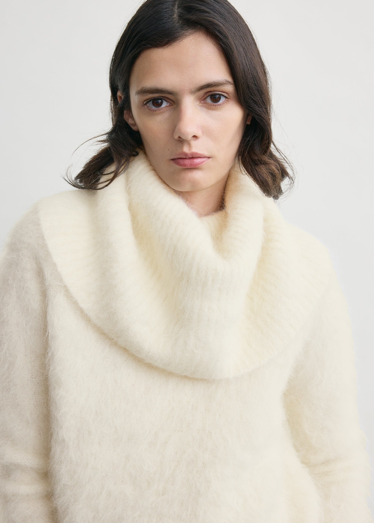 FUNNEL ALPACA-BLEND KNIT