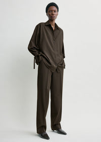 TIE-CUFF SHIRT