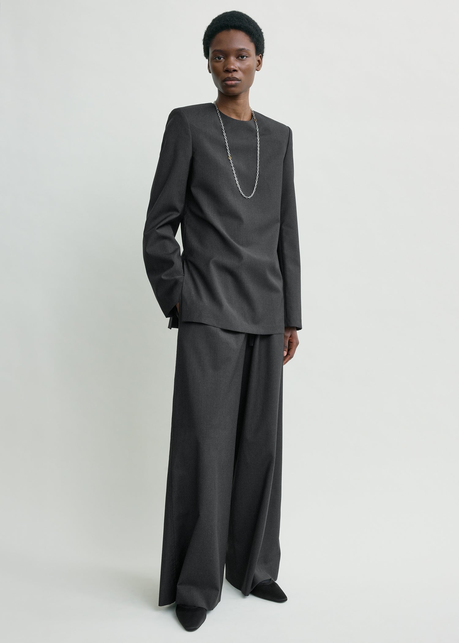 TAILORED DINNER BLOUSE