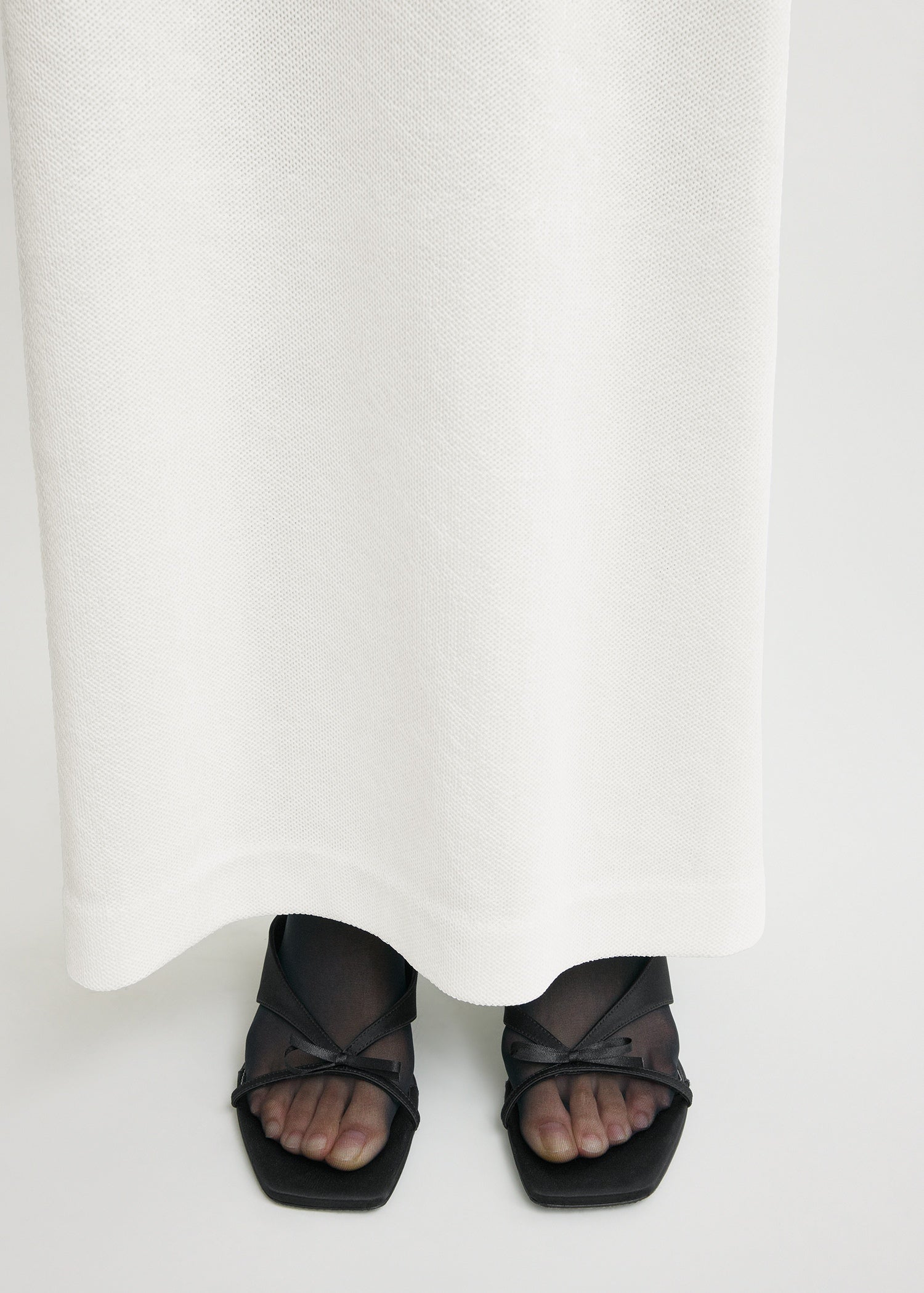 BOW SATIN SANDALS