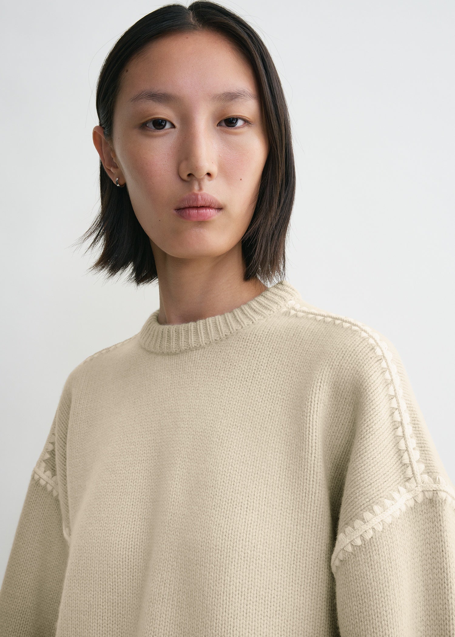 EMBROIDERED WOOL CASHMERE KNIT
