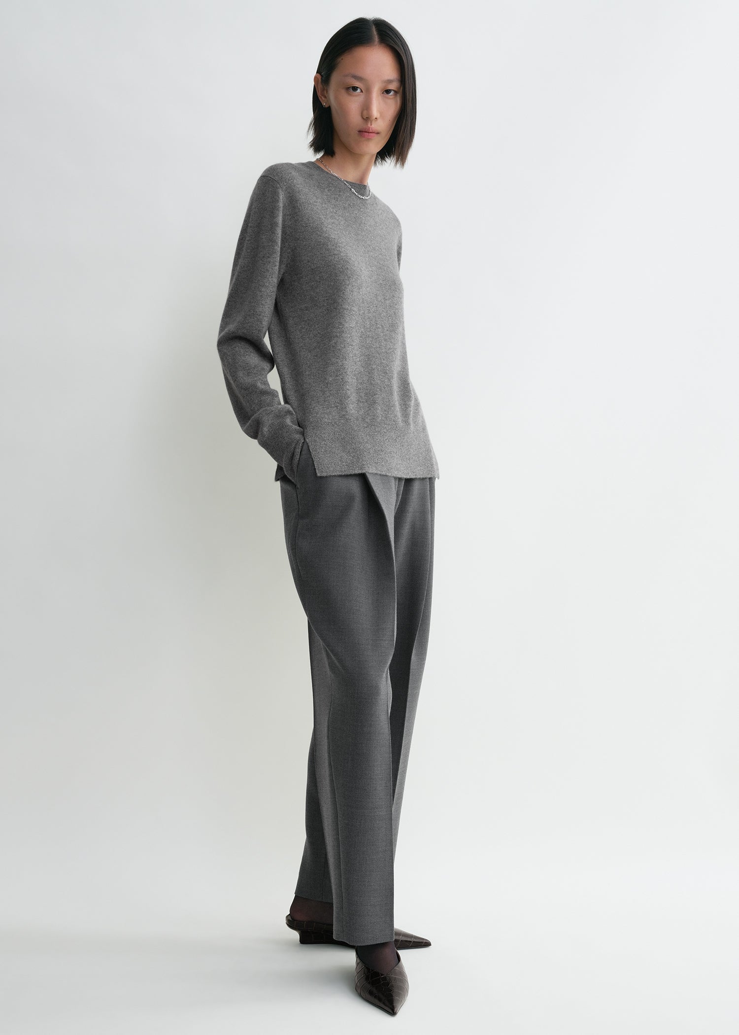 CREW-NECK CASHMERE KNIT