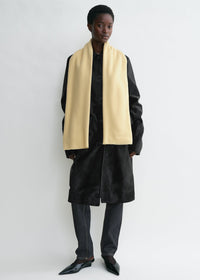WIDE CLASSIC WOOL SCARF