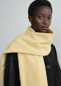 WIDE CLASSIC WOOL SCARF