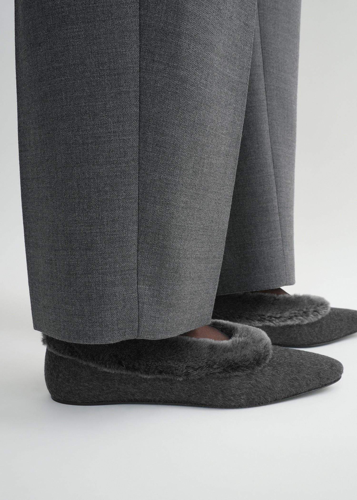 SHEARLING-EDGE FLANNEL BALLERINAS