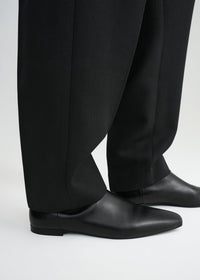 LEATHER CHELSEA BOOTS