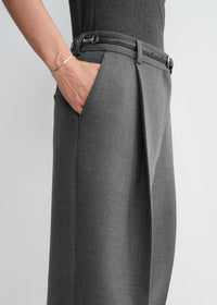 PLEATED STRAIGHT TROUSERS