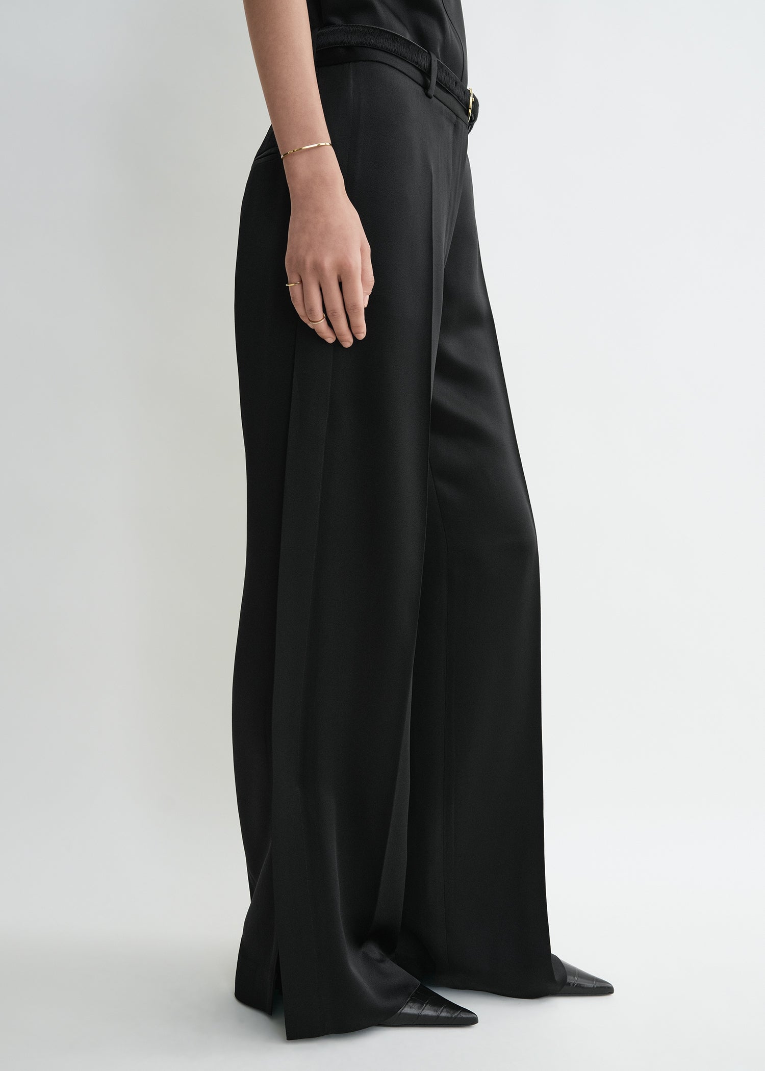 CUFF-SLIT TROUSERS