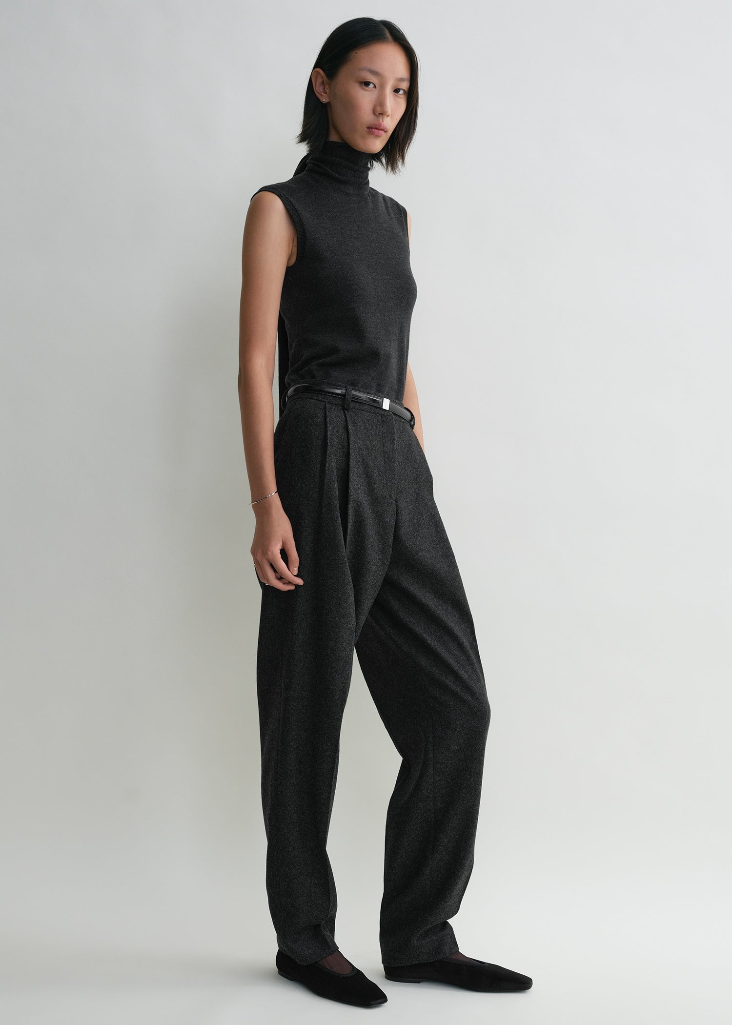 DOUBLE-PLEATED TAILORED TROUSERS