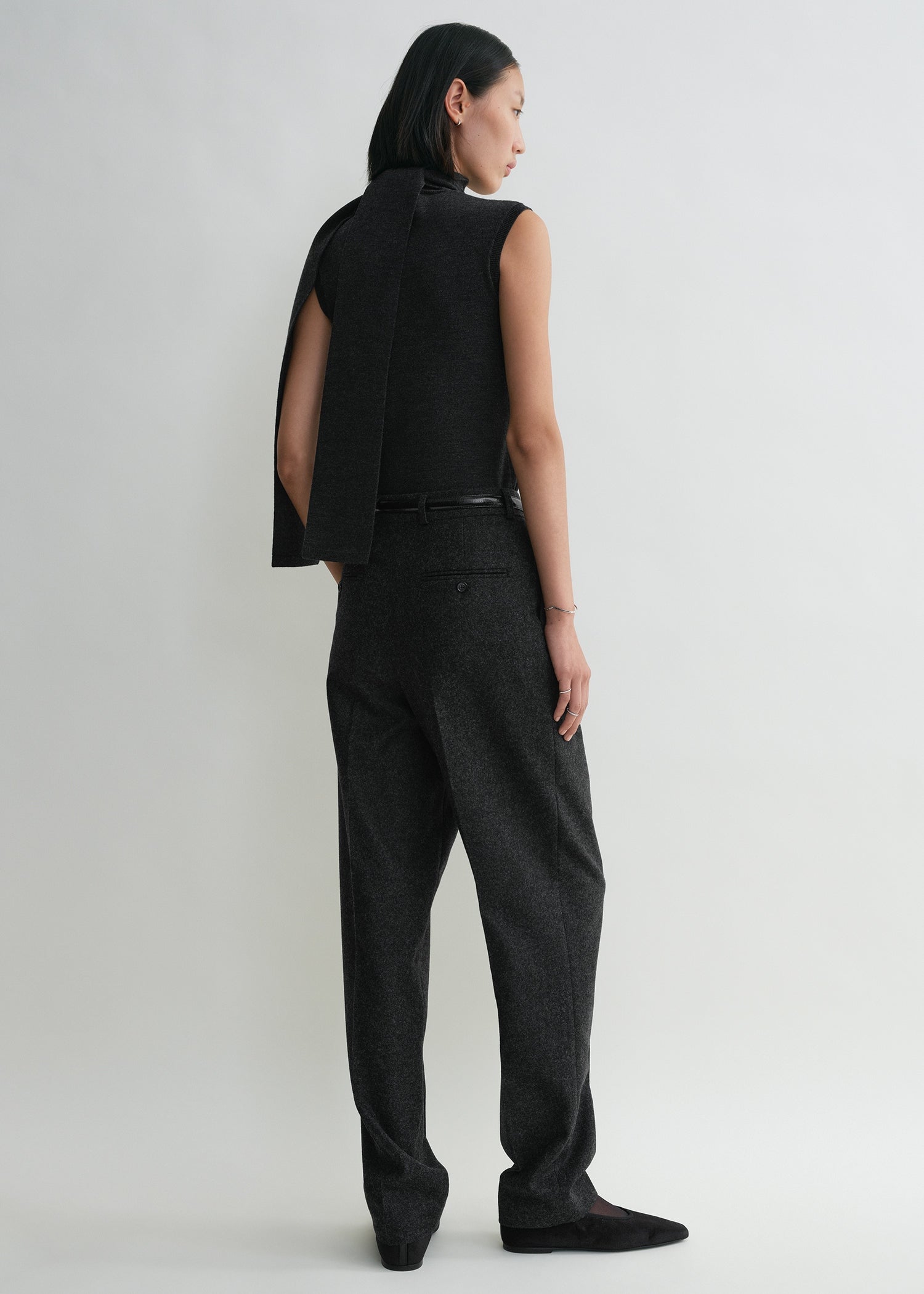 DOUBLE-PLEATED TAILORED TROUSERS