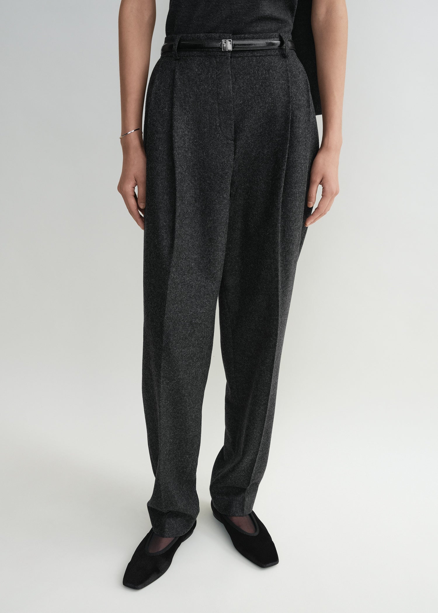 DOUBLE-PLEATED TAILORED TROUSERS