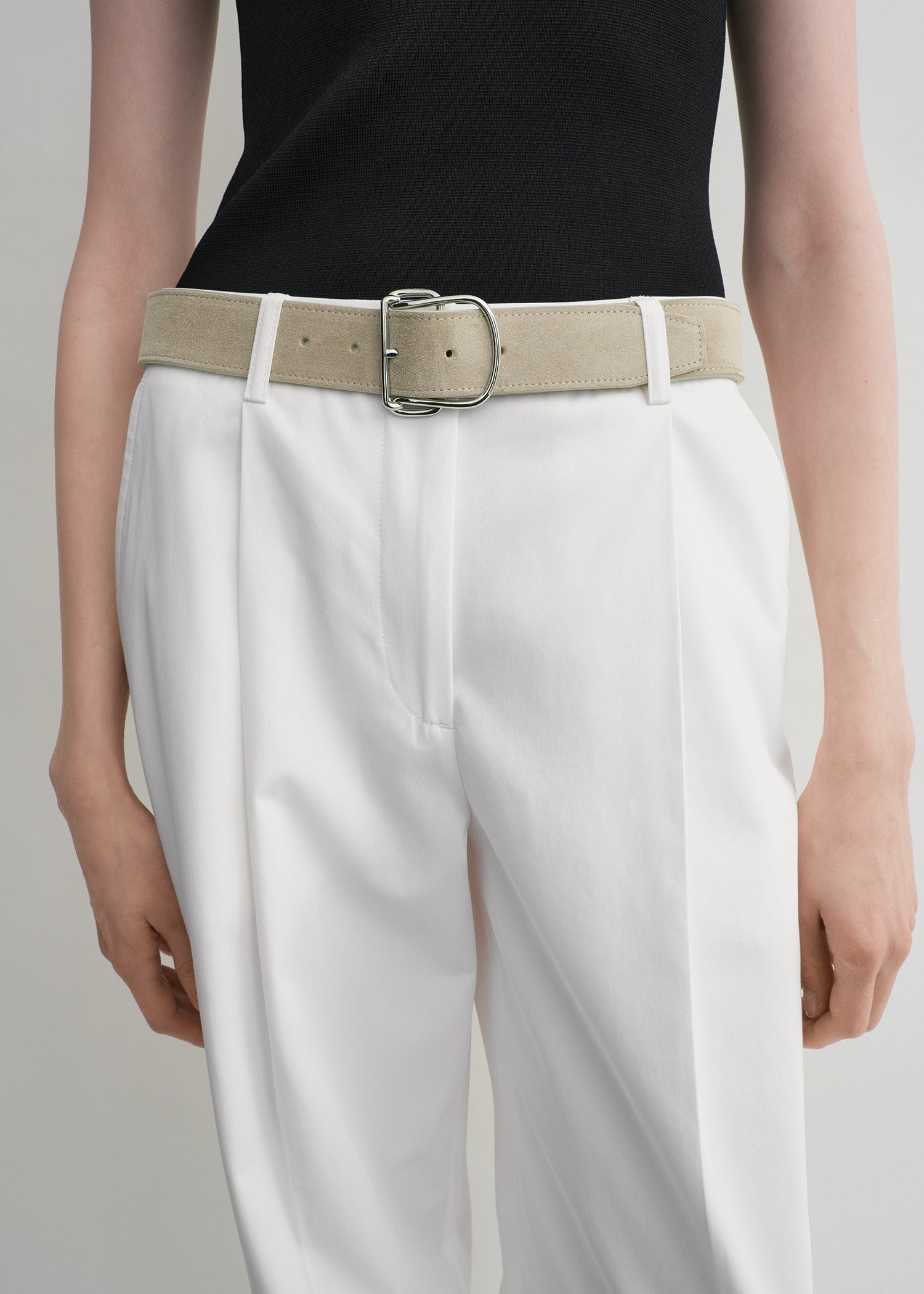 SWIRL SUEDE BELT