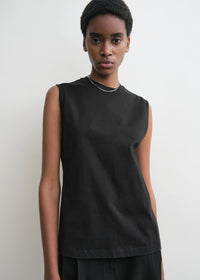 RELAXED SLEEVELESS TEE