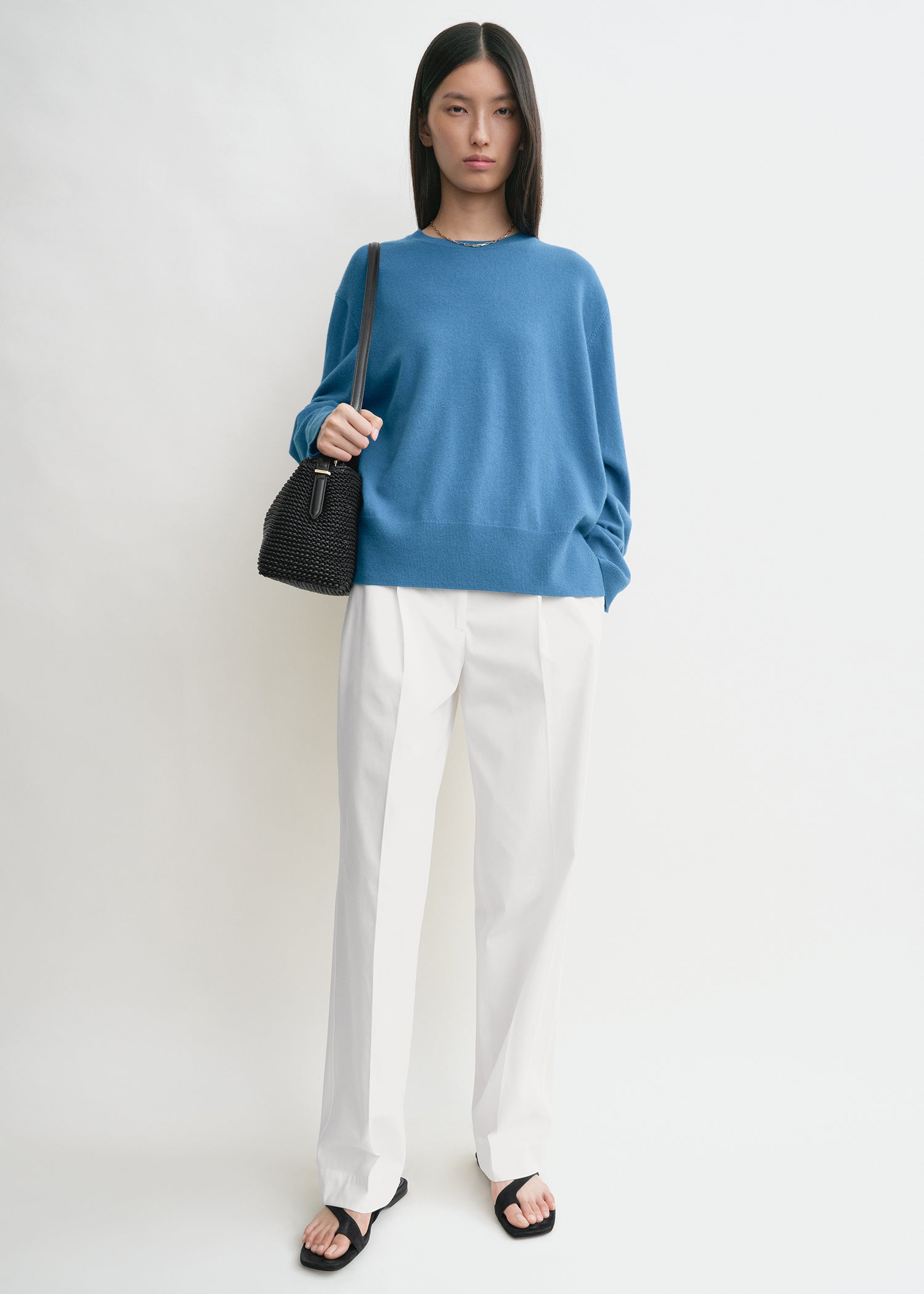 CREW-NECK CASHMERE KNIT