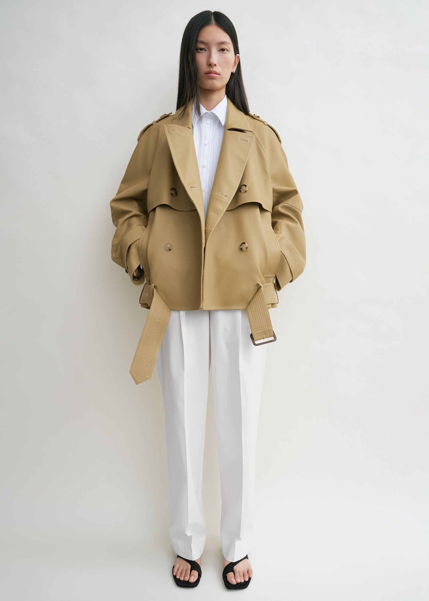 SHORT LEATHER TRENCH