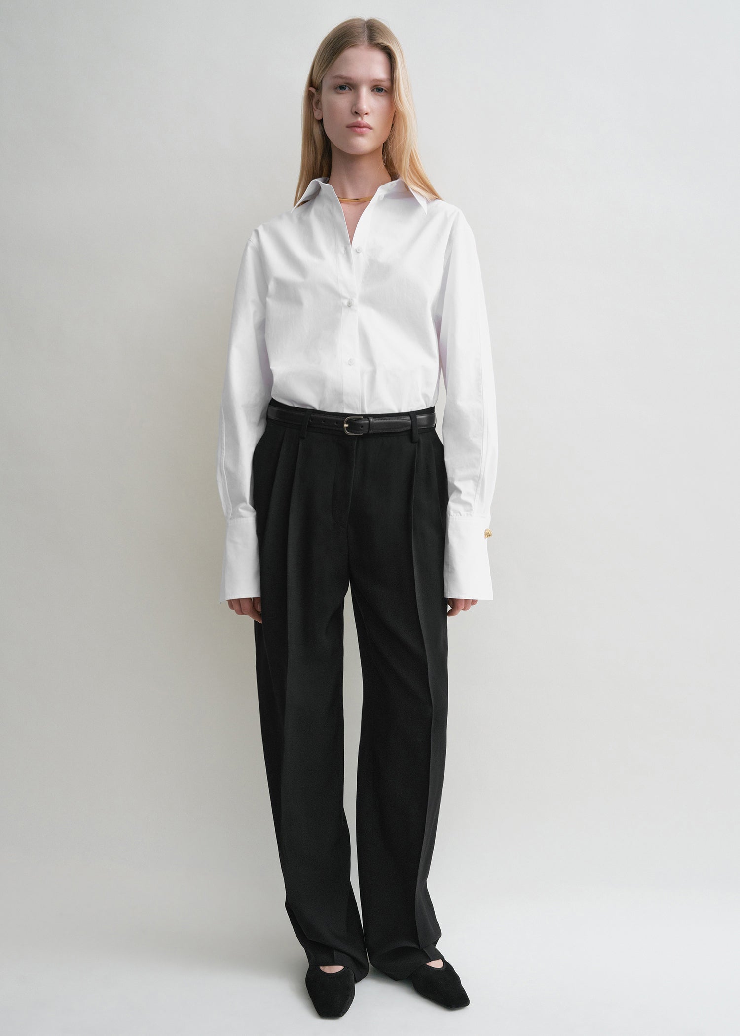 OVERSIZED TUXEDO SHIRT