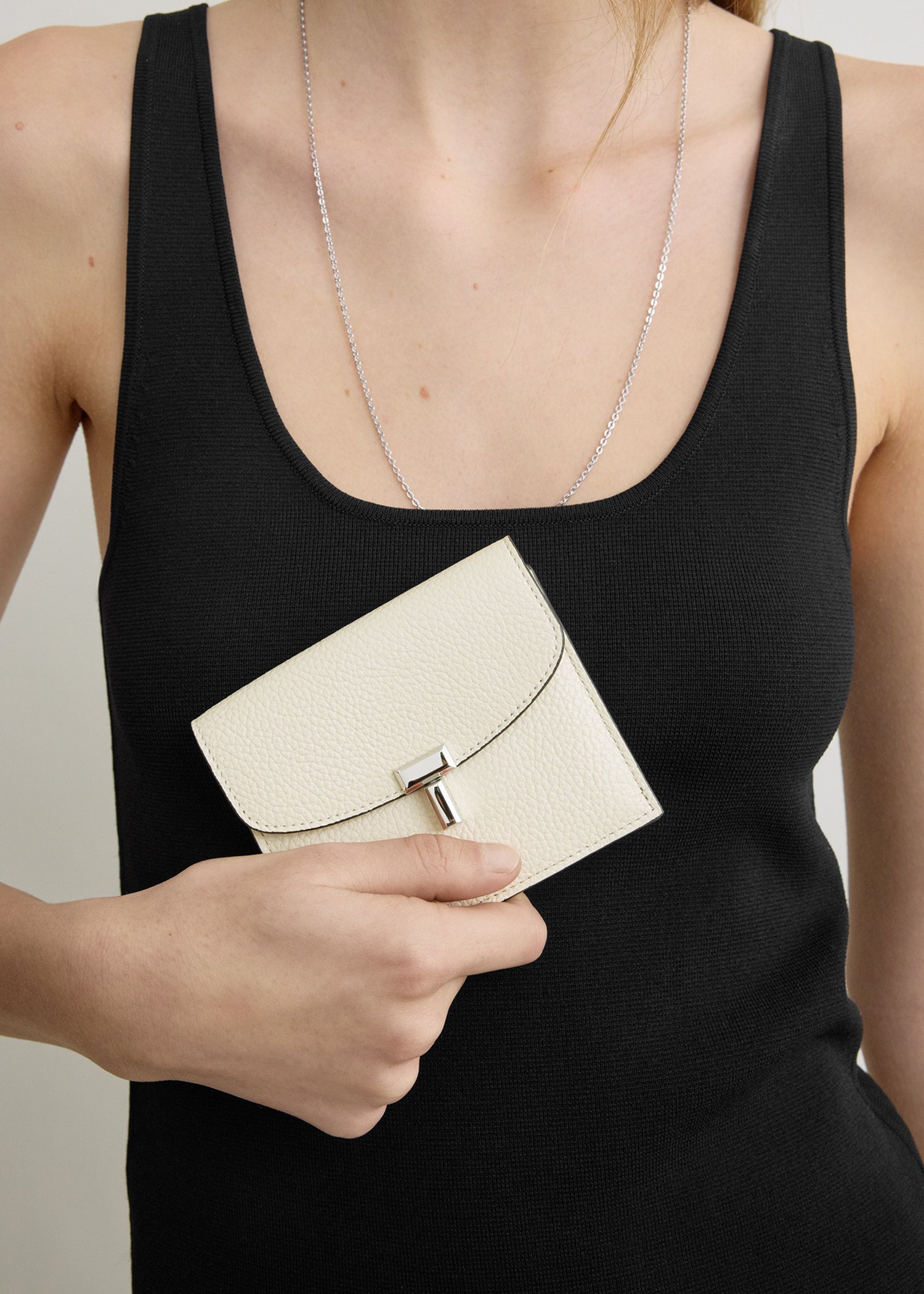 T-LOCK GRAINED-LEATHER CARDHOLDER