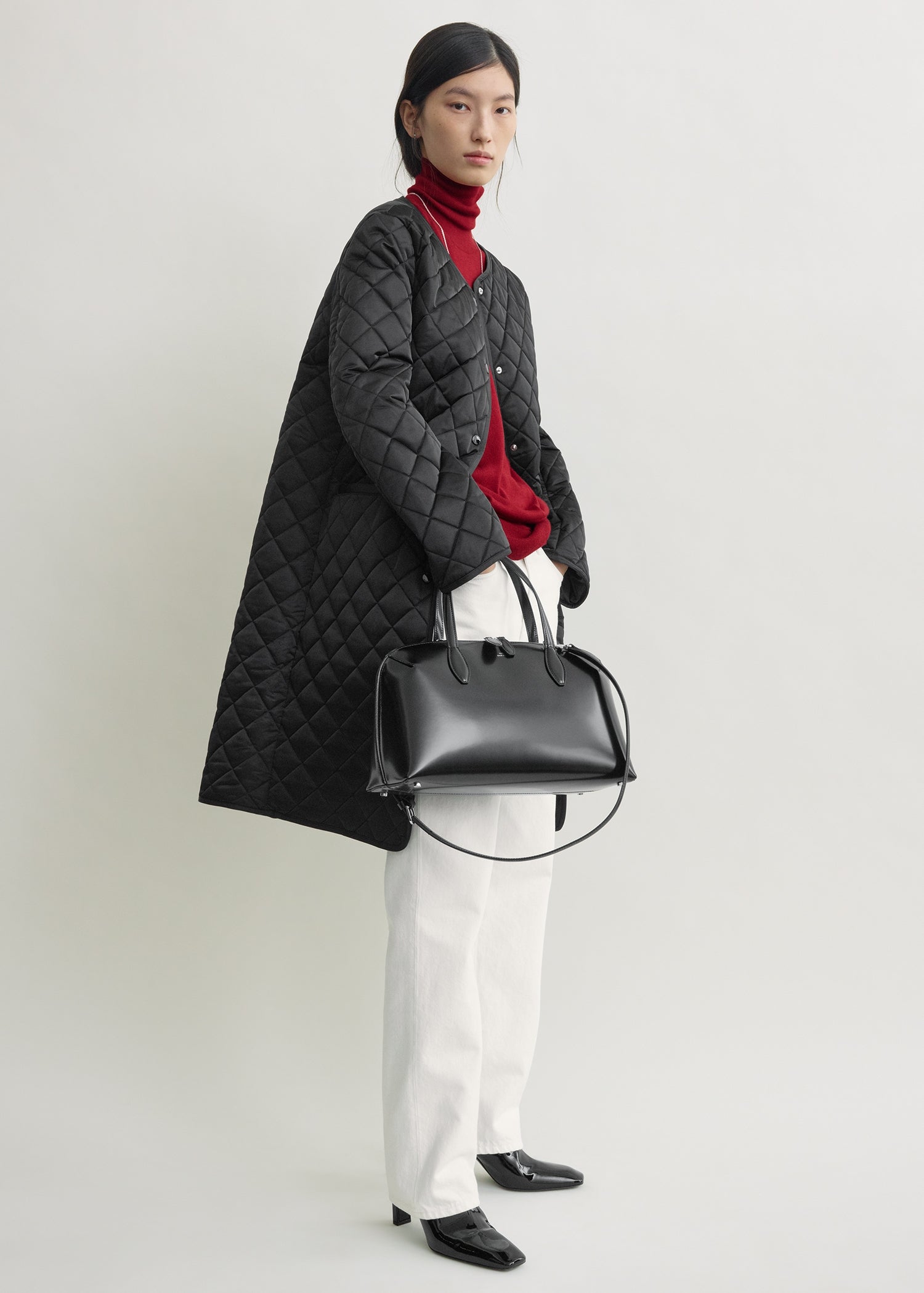 QUILTED COLLARLESS COAT