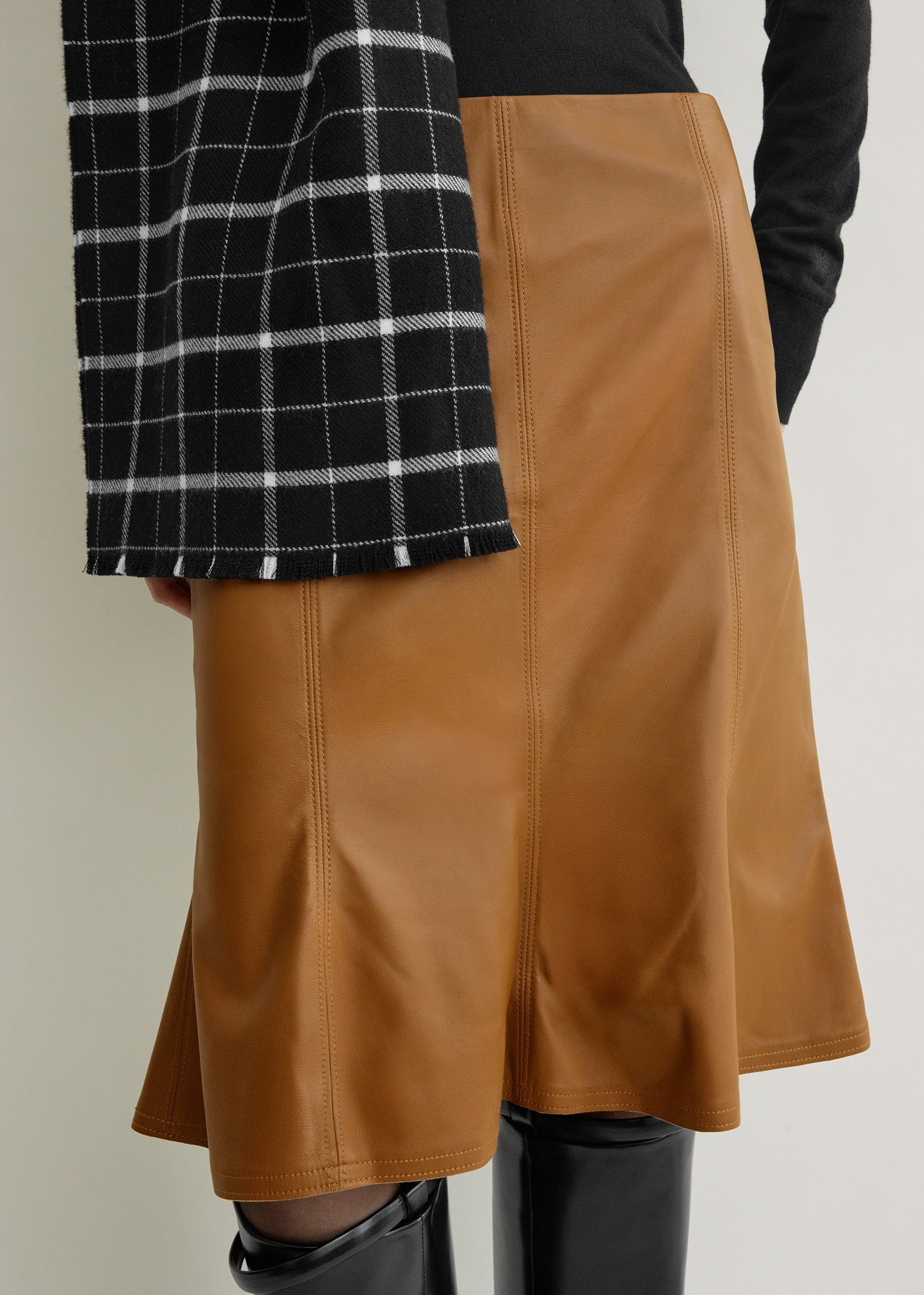 FLUTED LEATHER SKIRT