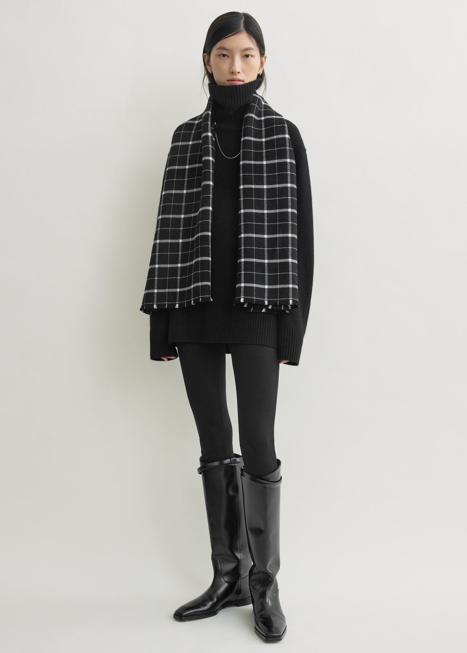 WINDOWPANE SCARF