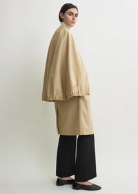 DETACHABLE CAPE COAT