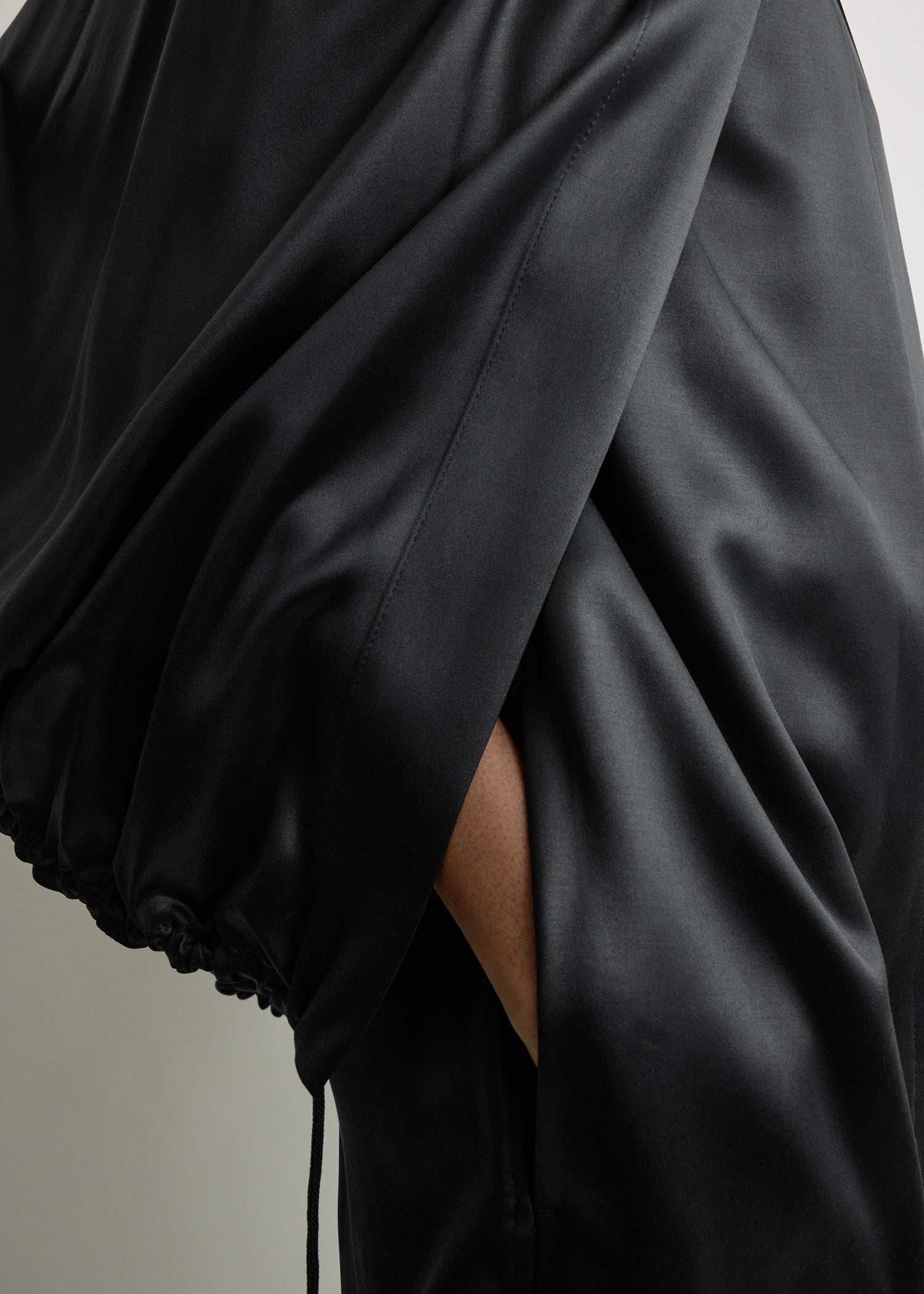 DETACHABLE CAPE EVENING COAT