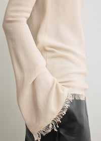 FRAYED-EDGE SLIM TOP