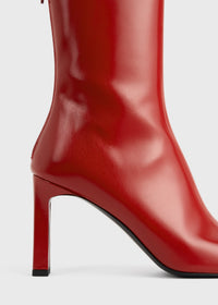 GLOSSY LEATHER BOOTS